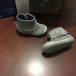 Stride Rite SM Tasha Bootie EUC 5W 🌸